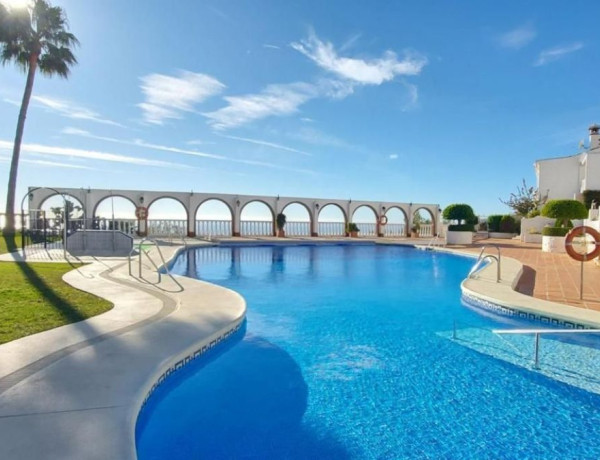 Apartment for sale in Avenida de los Botijos, Benalmádena photo 1