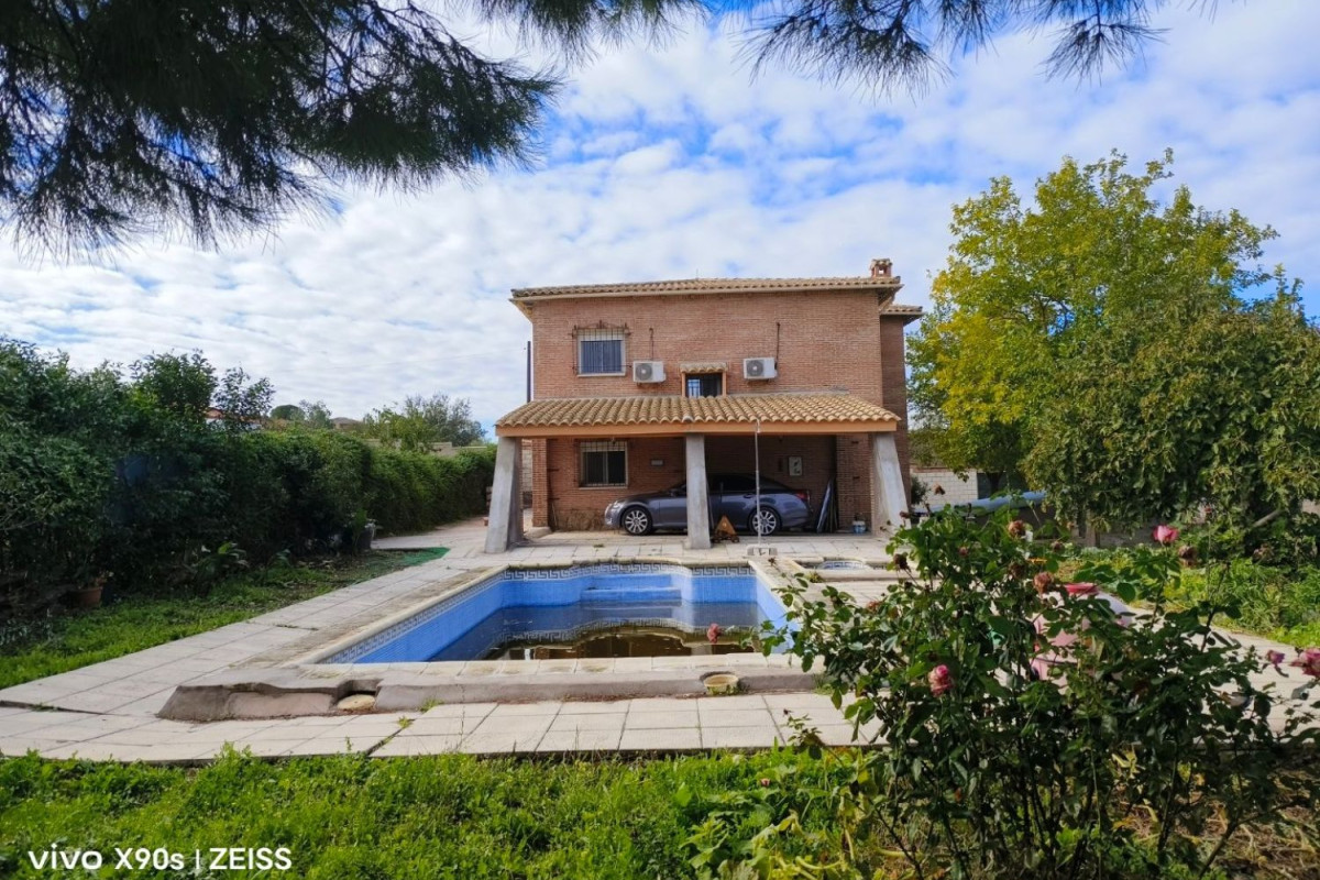 Casa o chalet independiente en venta en Urb. Picones s/n, El Casar de Escalona
photo 2