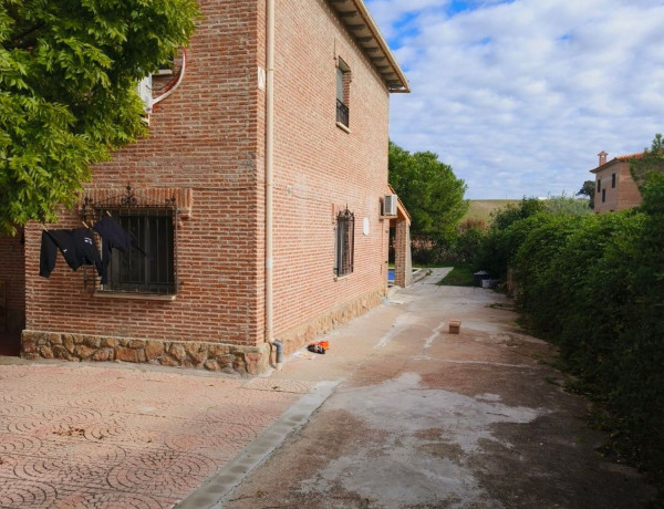 Chalet independiente en venta en , El Casar de Escalona photo 4