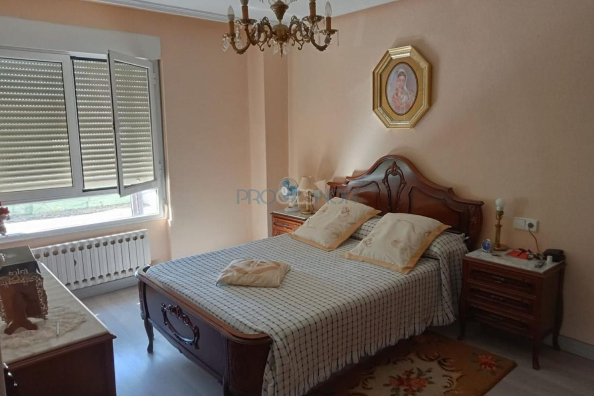 Casa o chalet independiente en venta en carretera Zamora, Ardon
photo 4
