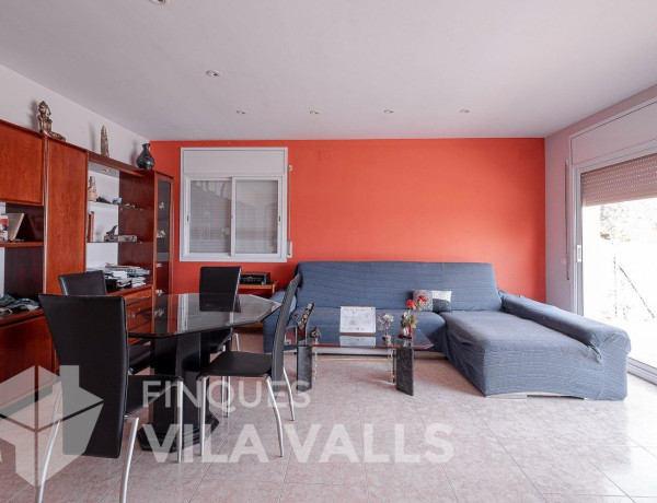Detached villa for sale in Calle del Rosselló, Bigues i Riells thumbnail 2