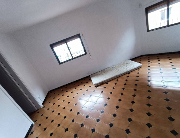 Piso en venta en  La Florida - Les Planes , Hospitalet de Llobregat photo 2