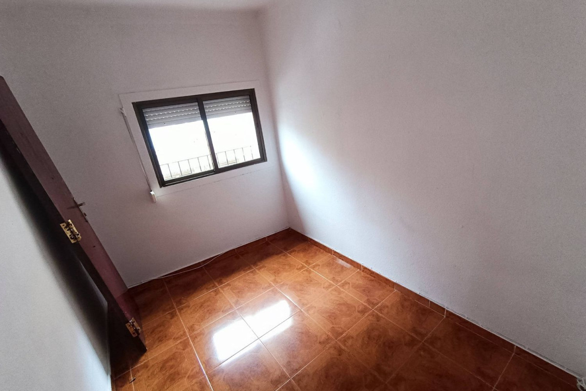 Venta de piso en La Florida - Les Planes, Hospitalet de Llobregat
photo 4