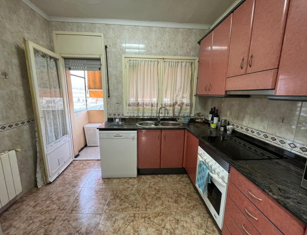 Piso en venta en , Montmeló photo 4