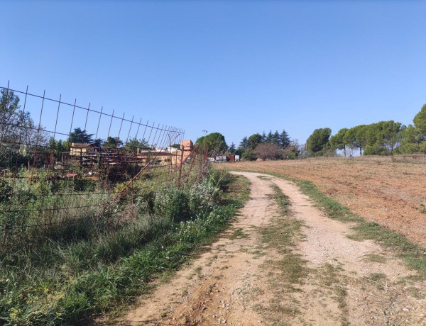 Terreno en venta en Saus photo 3