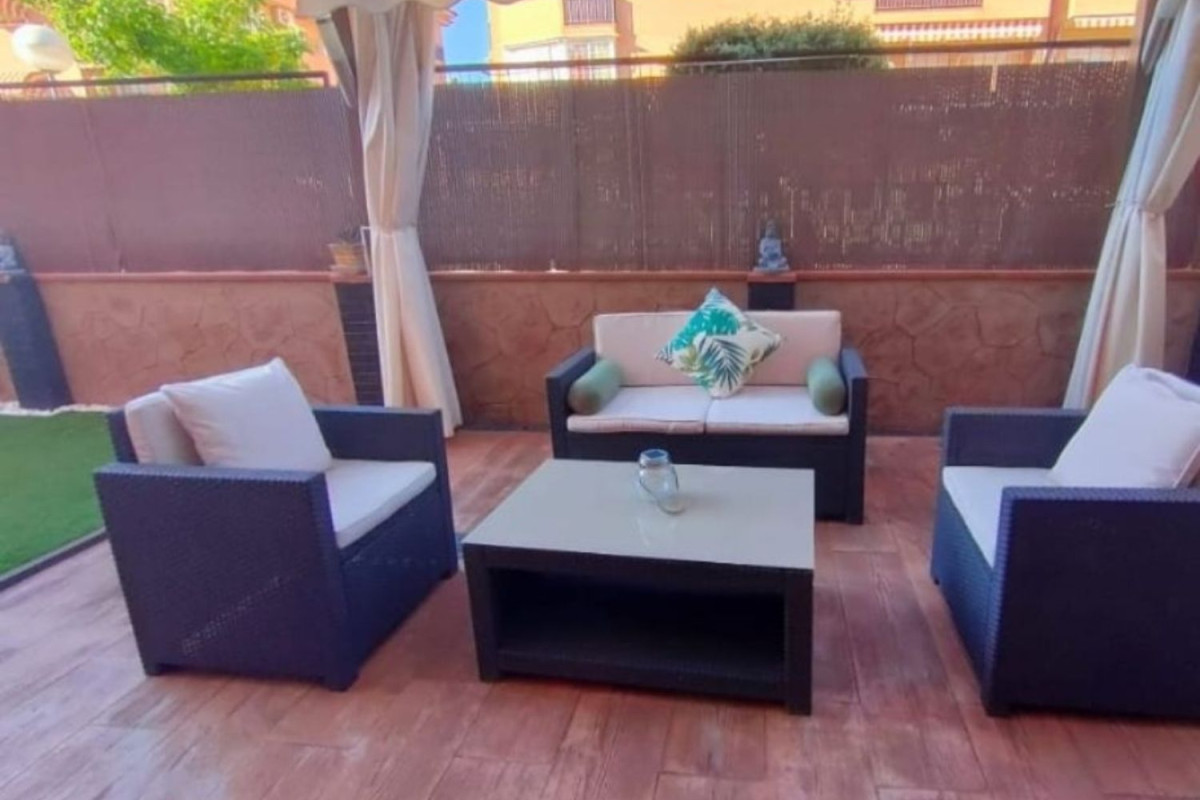 Piso en venta en calle Islas Medas, 11, Хуманес-де-Мадрид
photo 1