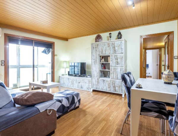 Apartment for sale in El Besós , Sant Adriá de Besós photo 1