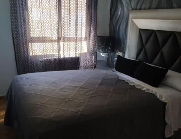 Продажа квартиры в  Hermanos Falcó - Sepulcro Bolera , Albacete photo 3