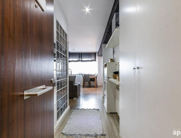 Duplex en venta en Calle de Sant Sebastià, Sabadell photo 2