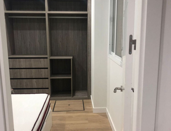 Bajo en venta en Calle José Fonspertius, 29, Santa Cruz de Tenerife thumbnail 2