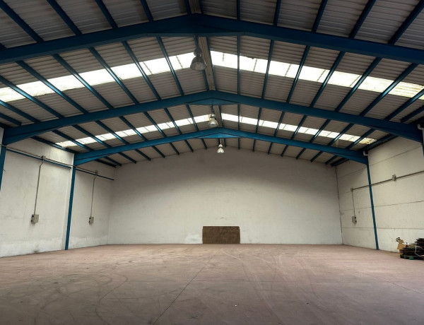 Nave en venta en Villares de la Reina photo 1