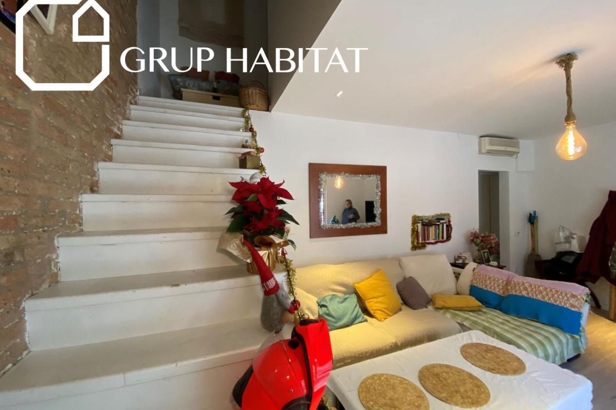 Venta de bajo en Calle de Jacint Verdaguer, Sant Joan Despí
 photo 3