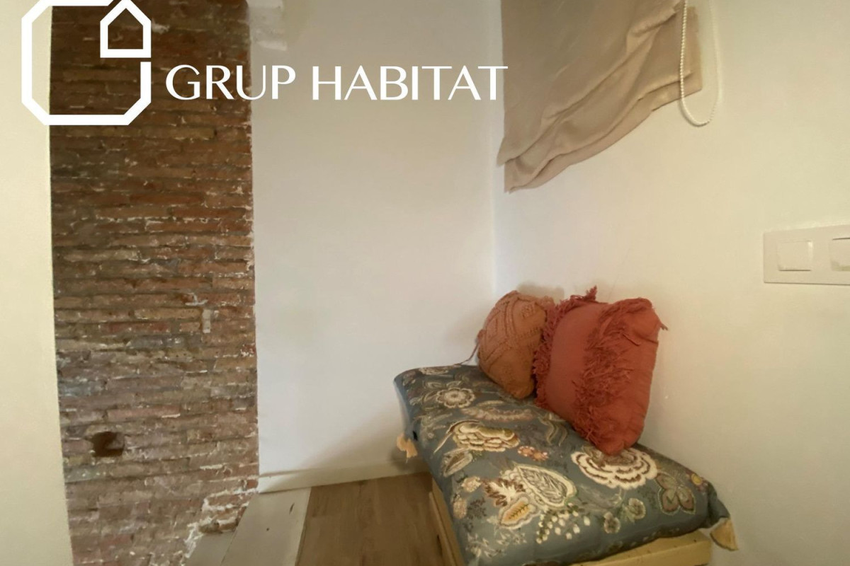 Venta de bajo en Calle de Jacint Verdaguer, Sant Joan Despí
 photo 5