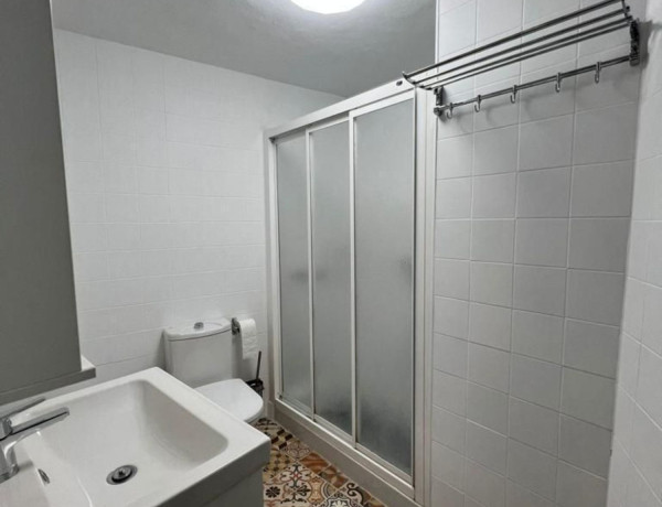 Коттедж на продажу в  Zona Hispanidad-Vivar Téllez , Vélez-Malaga photo 4