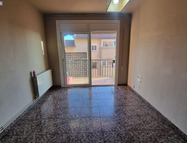 Продажа квартиры в Centre , Castellar del Vallès photo 1
