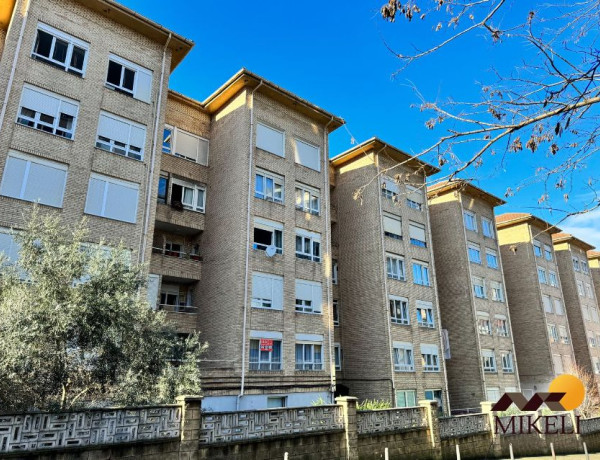 Piso en venta en Calle Andrés del Río, 7, Santander photo 1