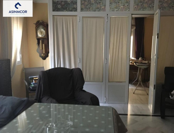 Chalet independiente en venta en Centro - Casco Histórico , Distrito Centro - Casco Histórico thumbnail 1