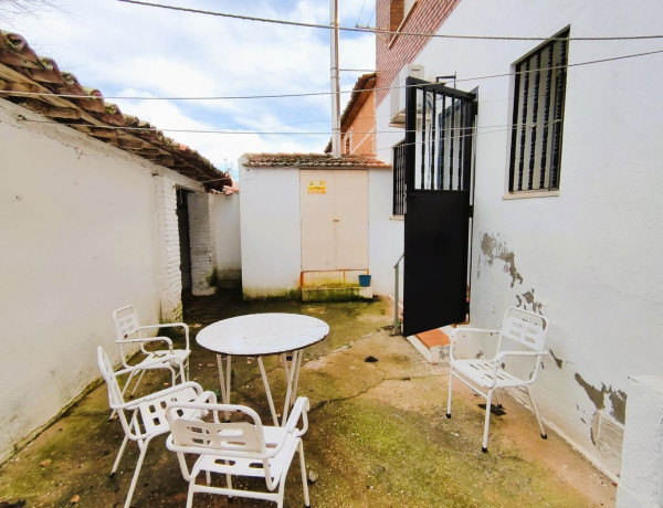 Chalet adosado en venta en , Cabanillas del Campo photo 1