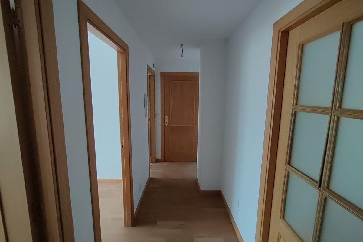 Venta de piso en Flores de Sil, Ponferrada
photo 5