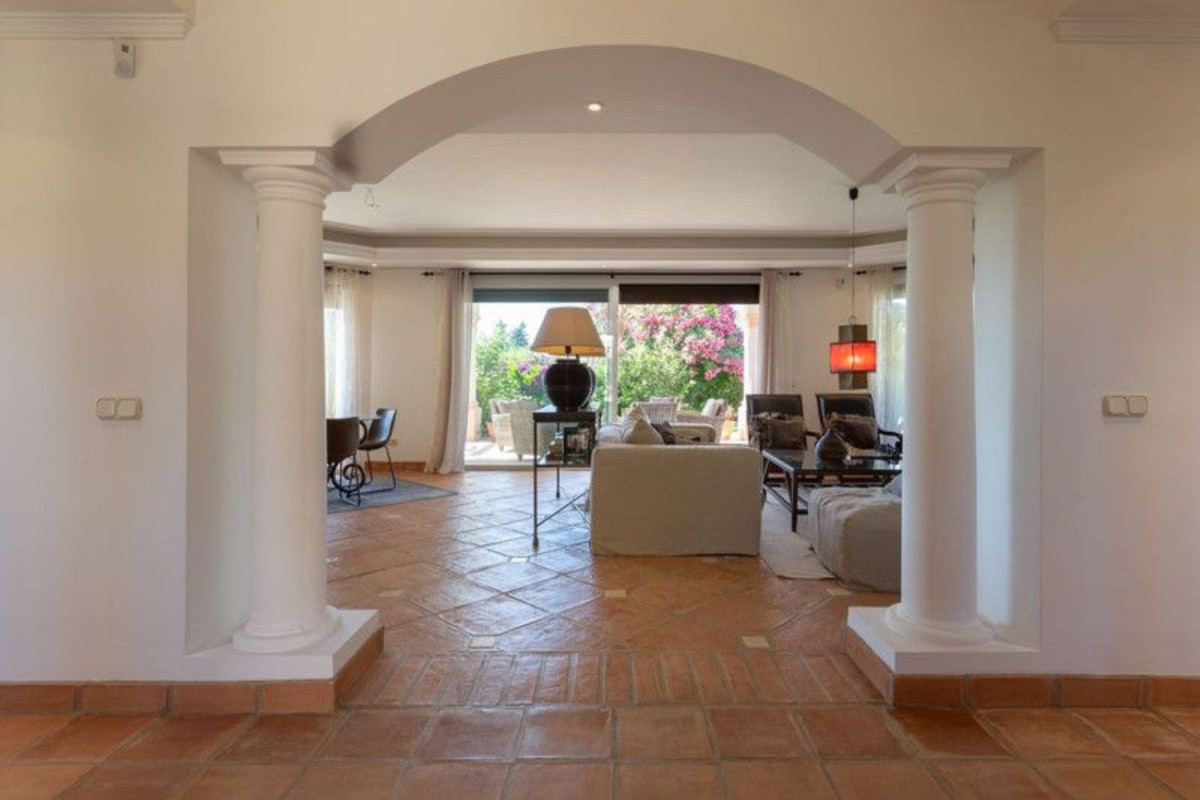 Venta de chalet independiente en Elviria, Marbella
 photo 3