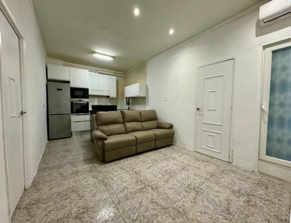 First floor for sale in Calle Jaume Balmes, Sant Boi de Llobregat thumbnail 1