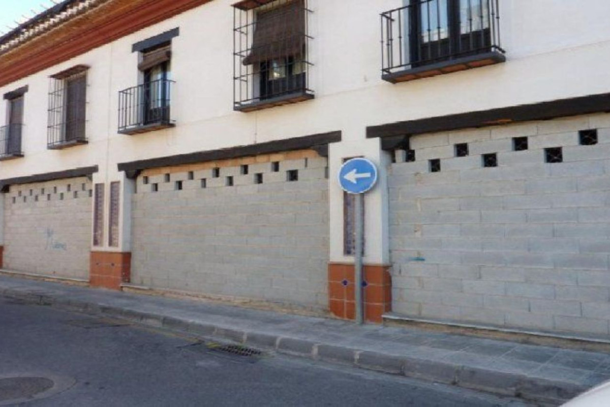 Properties for sale and rent in Spain photo 3