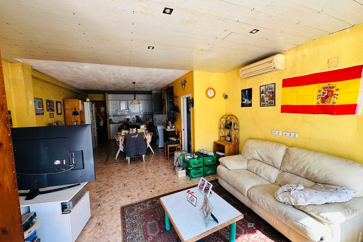Venta de chalet adosado en  puigmal , Empuriabrava photo 4