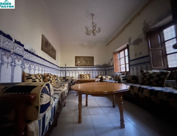 Semi-detached house for sale in Calle Martín Galindo , Melilla thumbnail 1