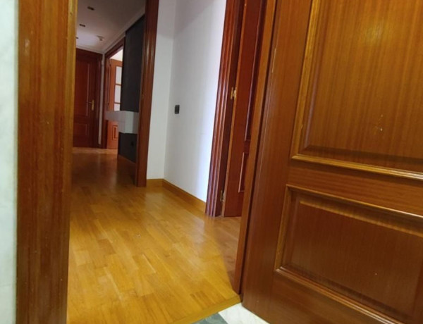 Piso en venta en  Calle Rodrigo de Arriaga Mendo, 1, Logroño photo 4