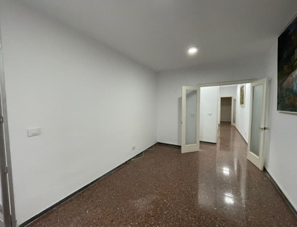 Продажа квартиры в Mas de Gaminde, 38, Las Palmas de Gran Canaria thumbnail 2
