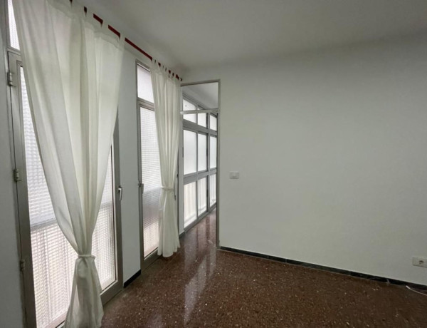 Продажа квартиры в  Mas de Gaminde, 38, Las Palmas de Gran Canaria photo 4
