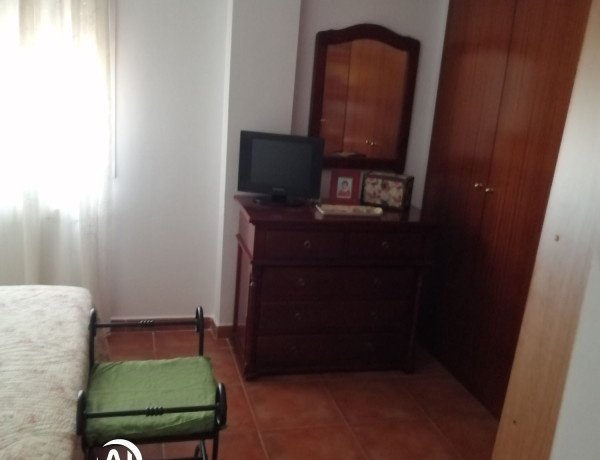 Chalet independiente en venta en , Chiloeches photo 1