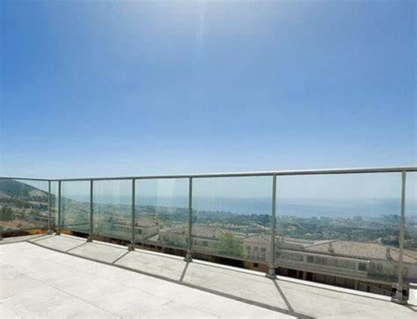 Piso en venta en Calle Menta, Benalmádena thumbnail 2