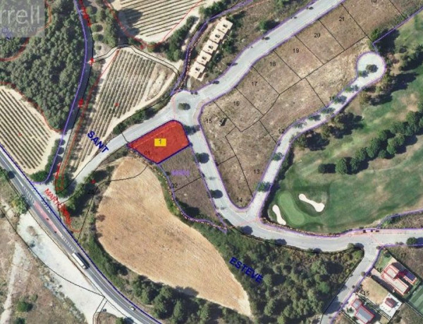 Terreno en venta en Sant esteve Sesrovires photo 1