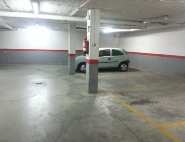Продается гараж по адресу  Calle Galicia , Sevilla photo 4