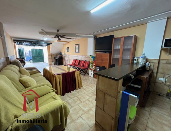 Таунхаус на продажу в Zona de la Vega , Antequera photo 1