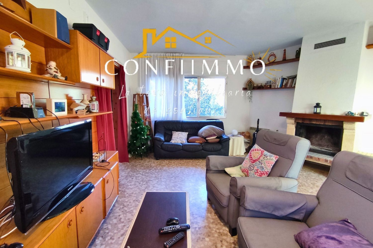 Sprzedaż niezależnego domku jednorodzinnego w  Calle Pallars, Maçanet de la Selva photo 5
