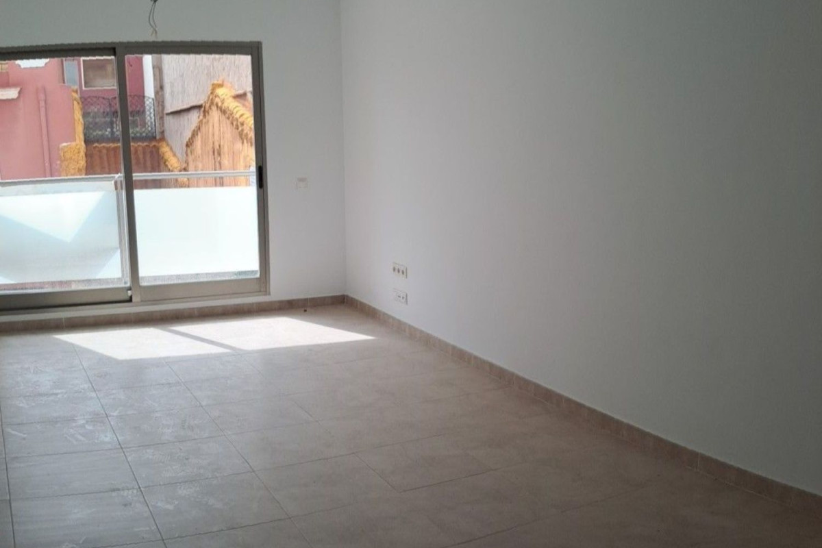 Venta de piso en Teruel, Castellón de la Plana / Castello de la Plana
 photo 4