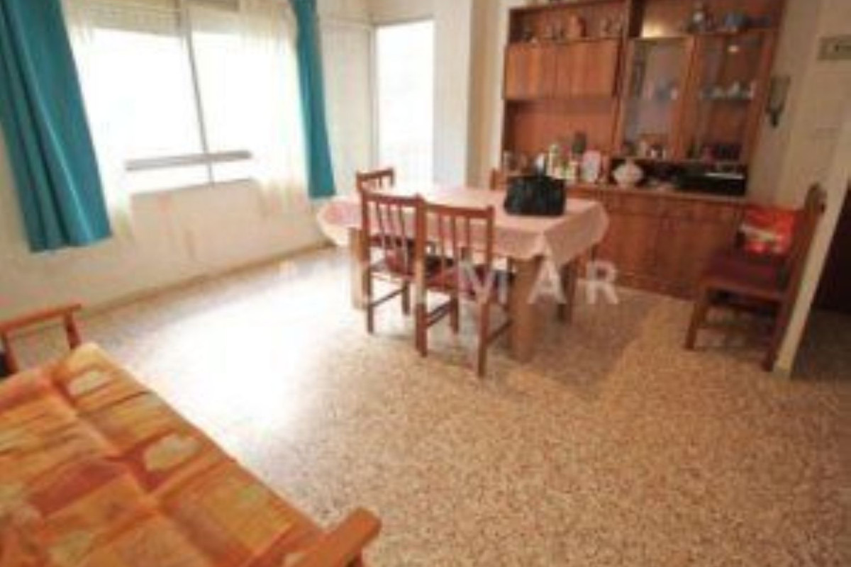 Piso en venta en calle Fontfreda, Нулес
photo 2