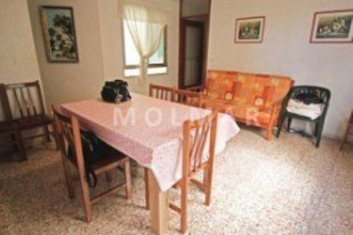 Piso en venta en calle Fontfreda, Нулес
photo 3