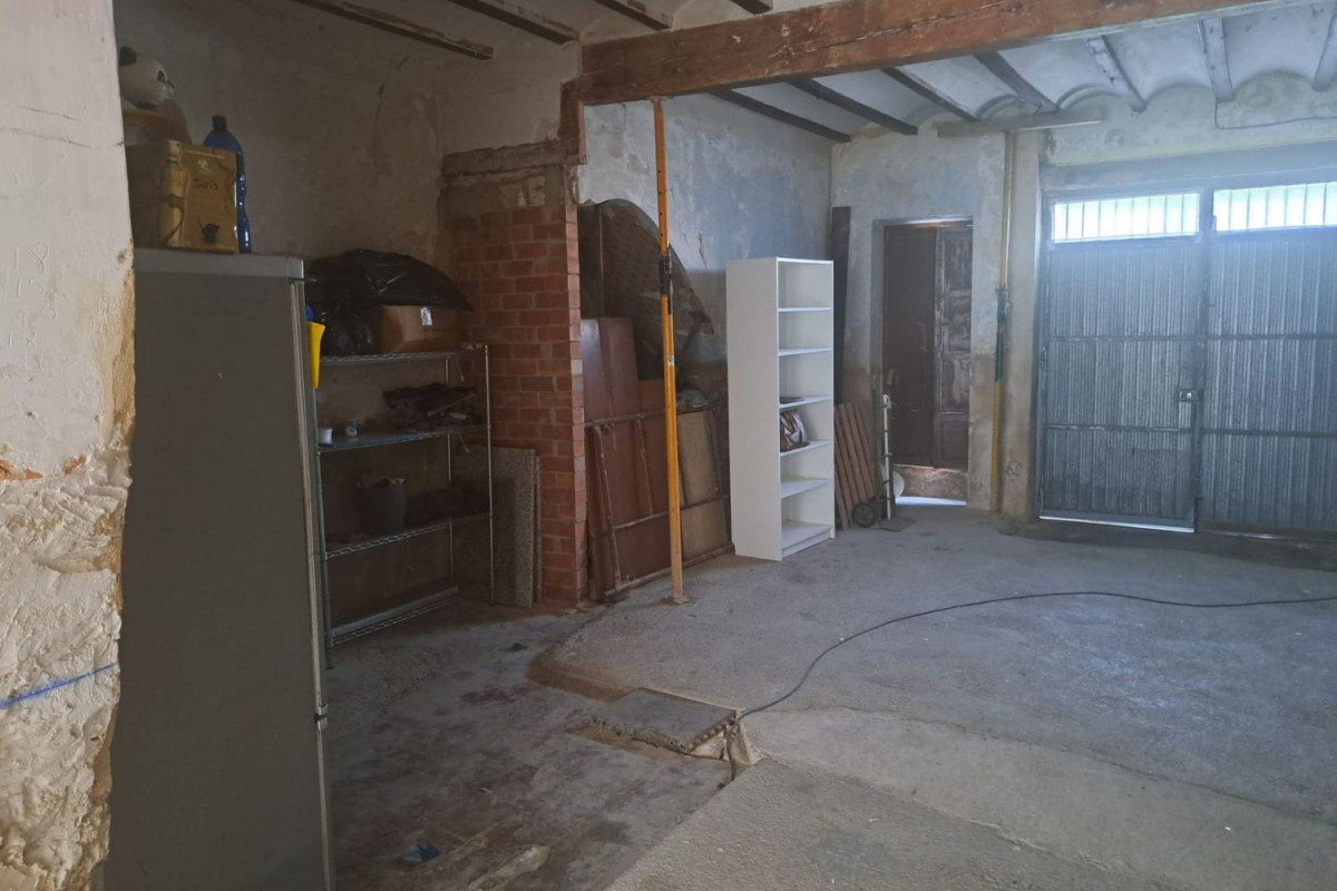 Properties for sale and rent in Spain photo 5