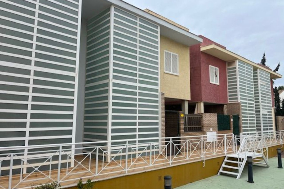Venta de chalet adosado en Calle de los Zarapitos, 8 , Ayamonte photo 4
