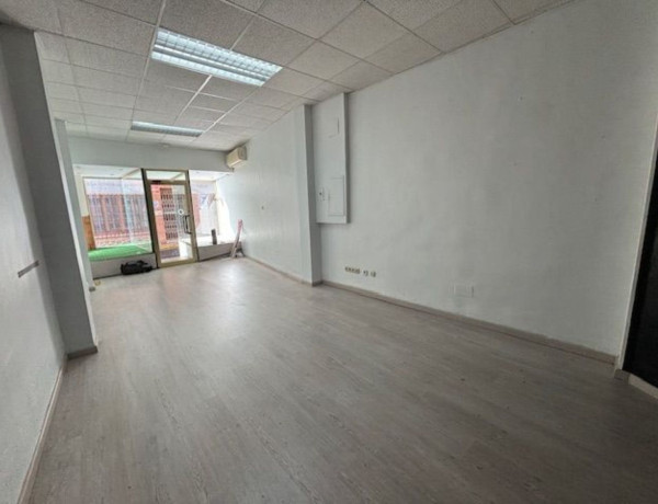 Local en venta en Bargas photo 2