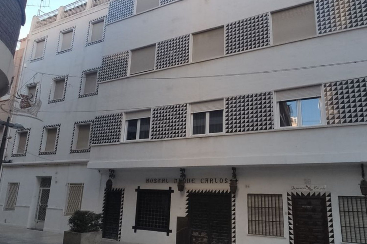 Properties for sale and rent in Spain photo 5