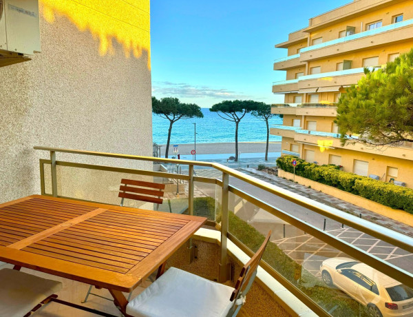 Продажа квартиры в Calle Sant Sebastià, 28, Castell-Platja d'Aro thumbnail 2