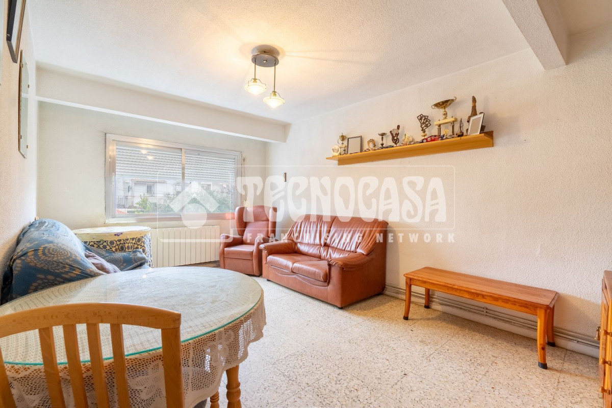 Sale of apartment in Center, Colmenar Viejo
photo 1