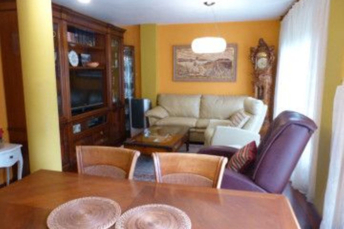 Sale of independent chalet in Cueto, Santander
photo 2