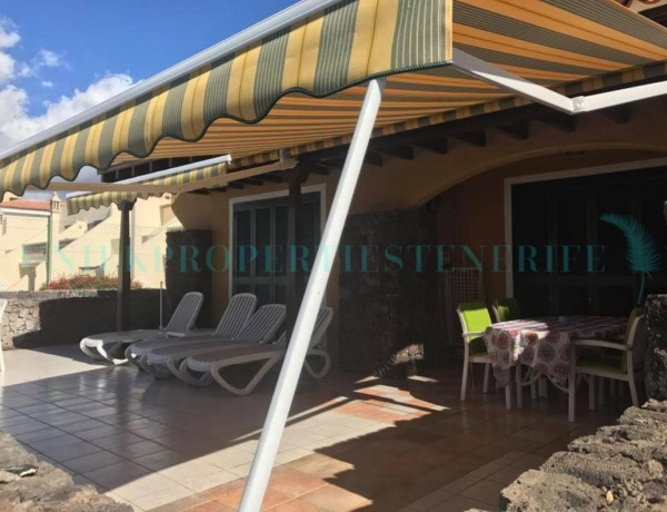 Chalet adosado en venta en Calle Zeus , Arona thumbnail 2
