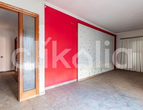 Piso en venta en  Calle de les Salenques, 14, Sabadell photo 3