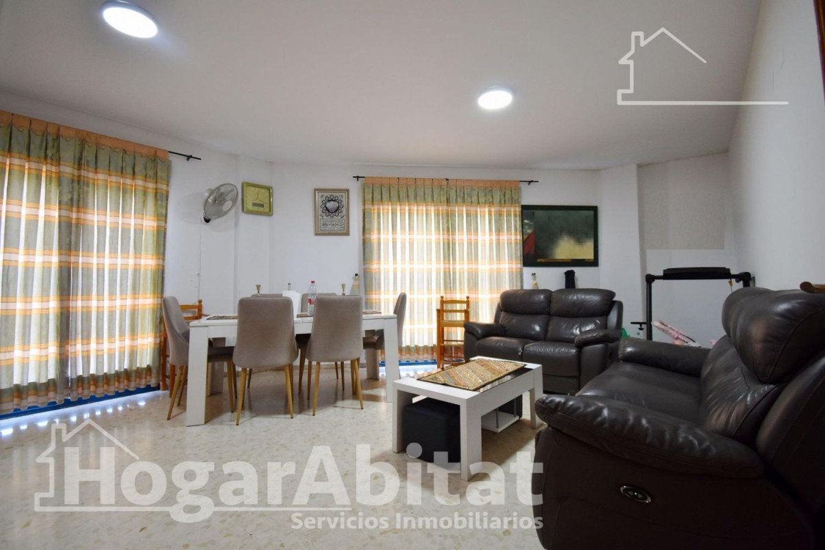 Продажа квартиры на Calle Parpalló, Гандия
photo 3